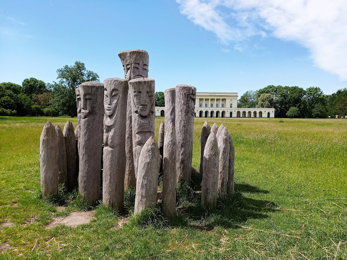 Lovecký zámeček Pohansko a slovanské hraště 11